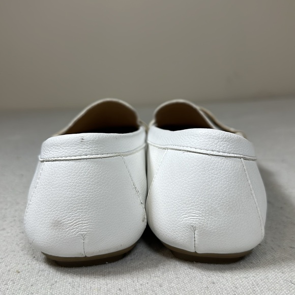 NWOB LifeStride Women's Riviera Loafer, Bright White Faux Leather, Size 9.5 Wide - Picture 9 of 13